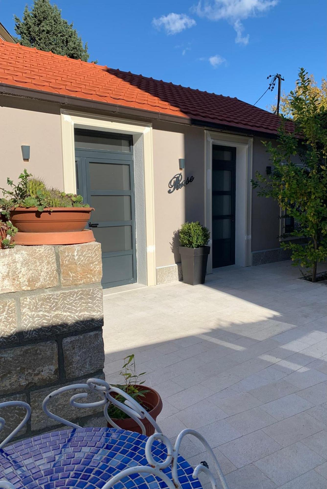 Apartmán Rose Downtown Podgorica Exteriér fotografie
