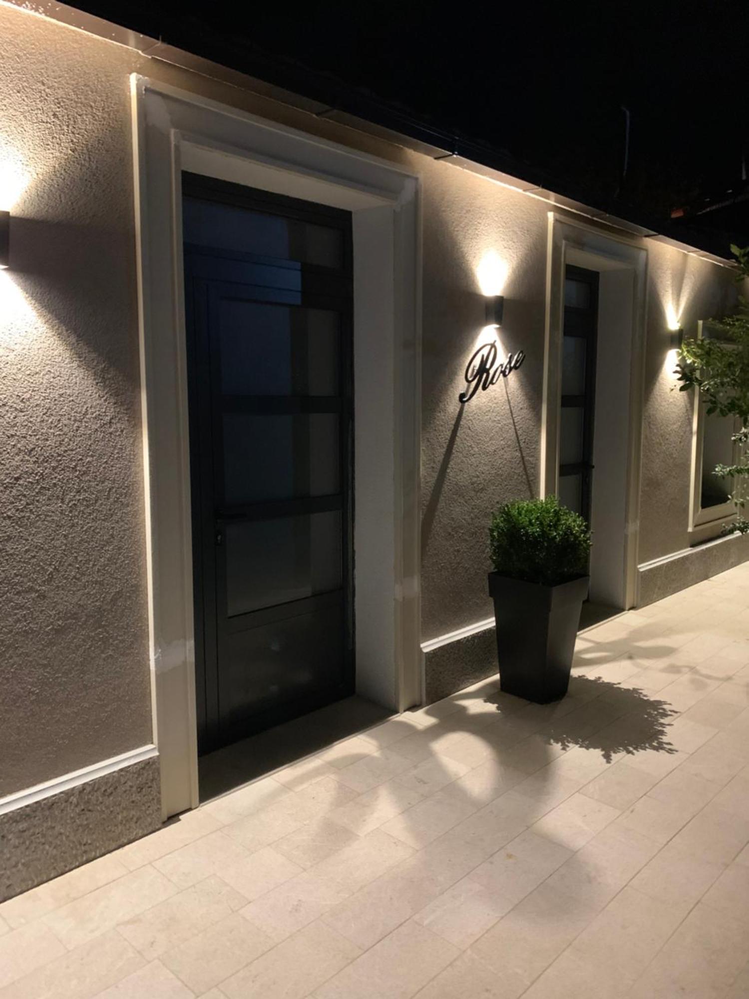 Apartmán Rose Downtown Podgorica Exteriér fotografie
