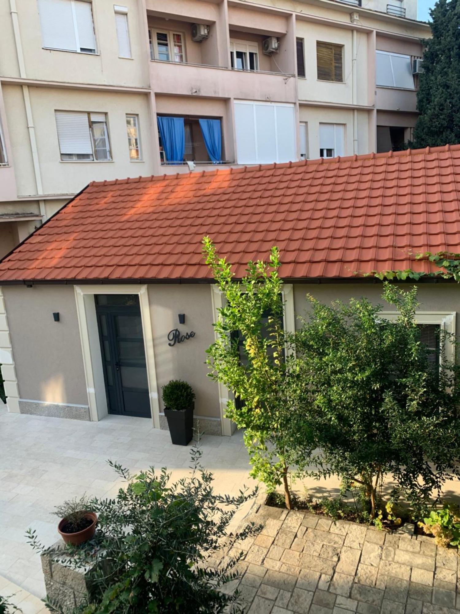 Apartmán Rose Downtown Podgorica Exteriér fotografie